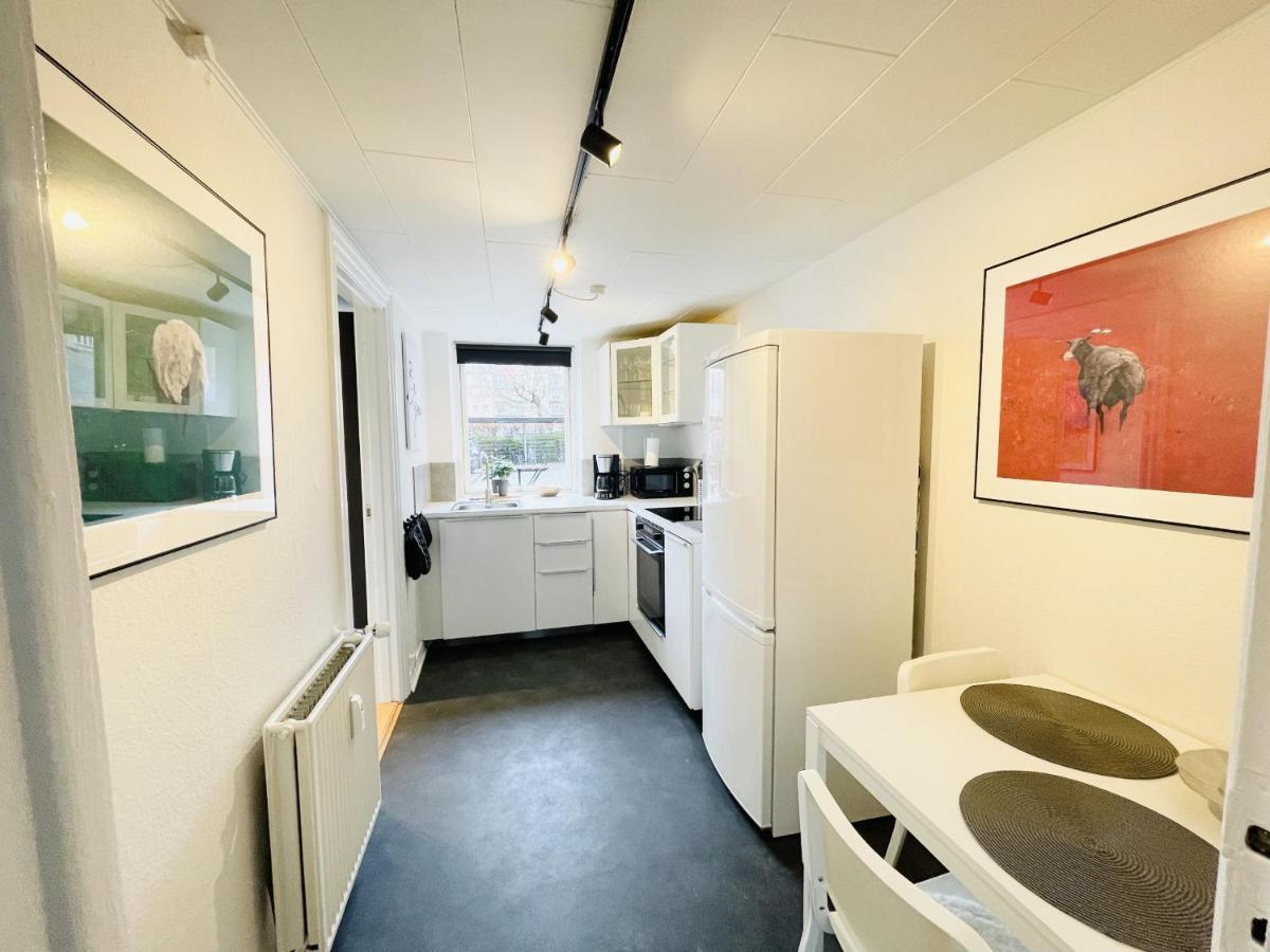 Aday - Charming Studio Close To The Football Stadium Aalborg Exteriér fotografie