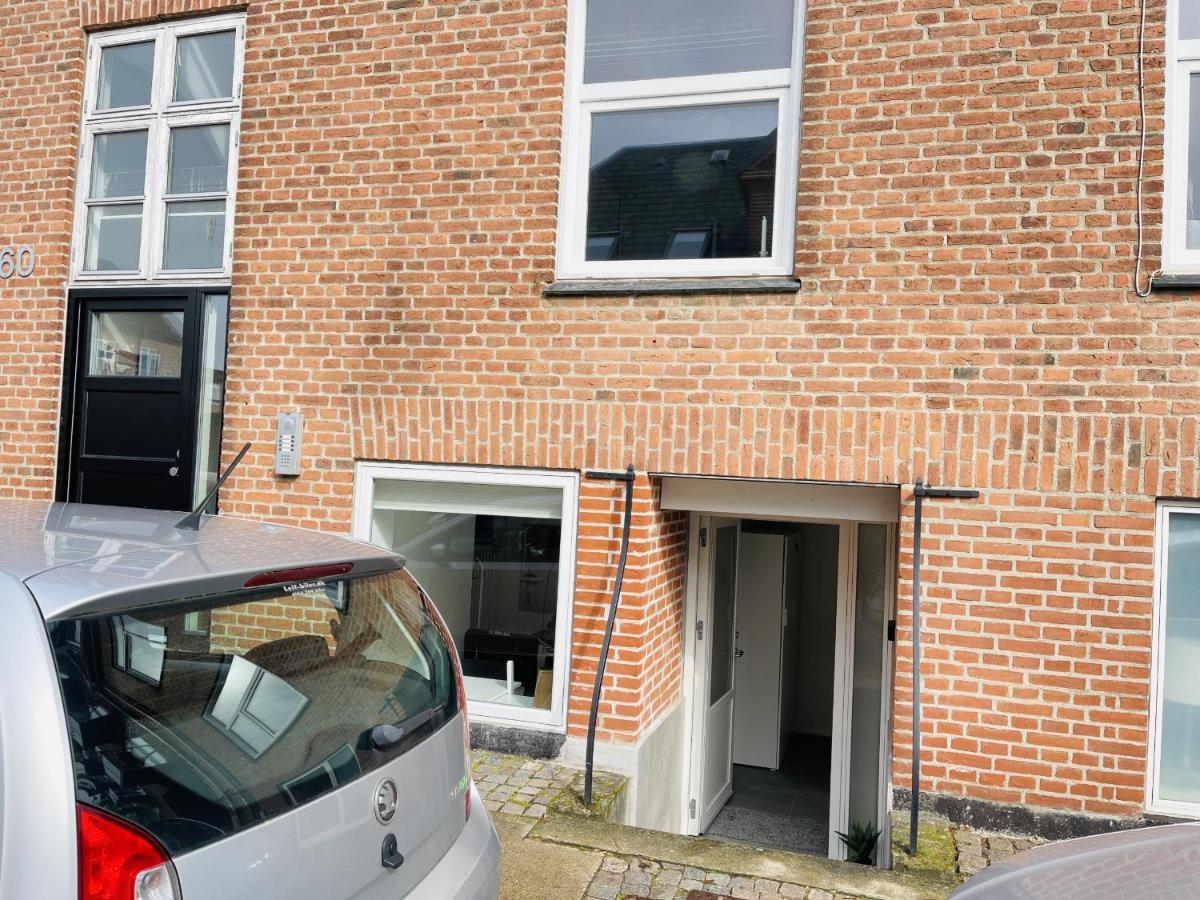 Aday - Charming Studio Close To The Football Stadium Aalborg Exteriér fotografie